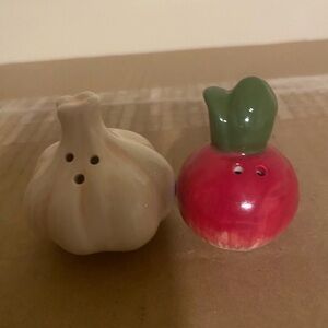 Veggie mini salt and pepper shaker bundle